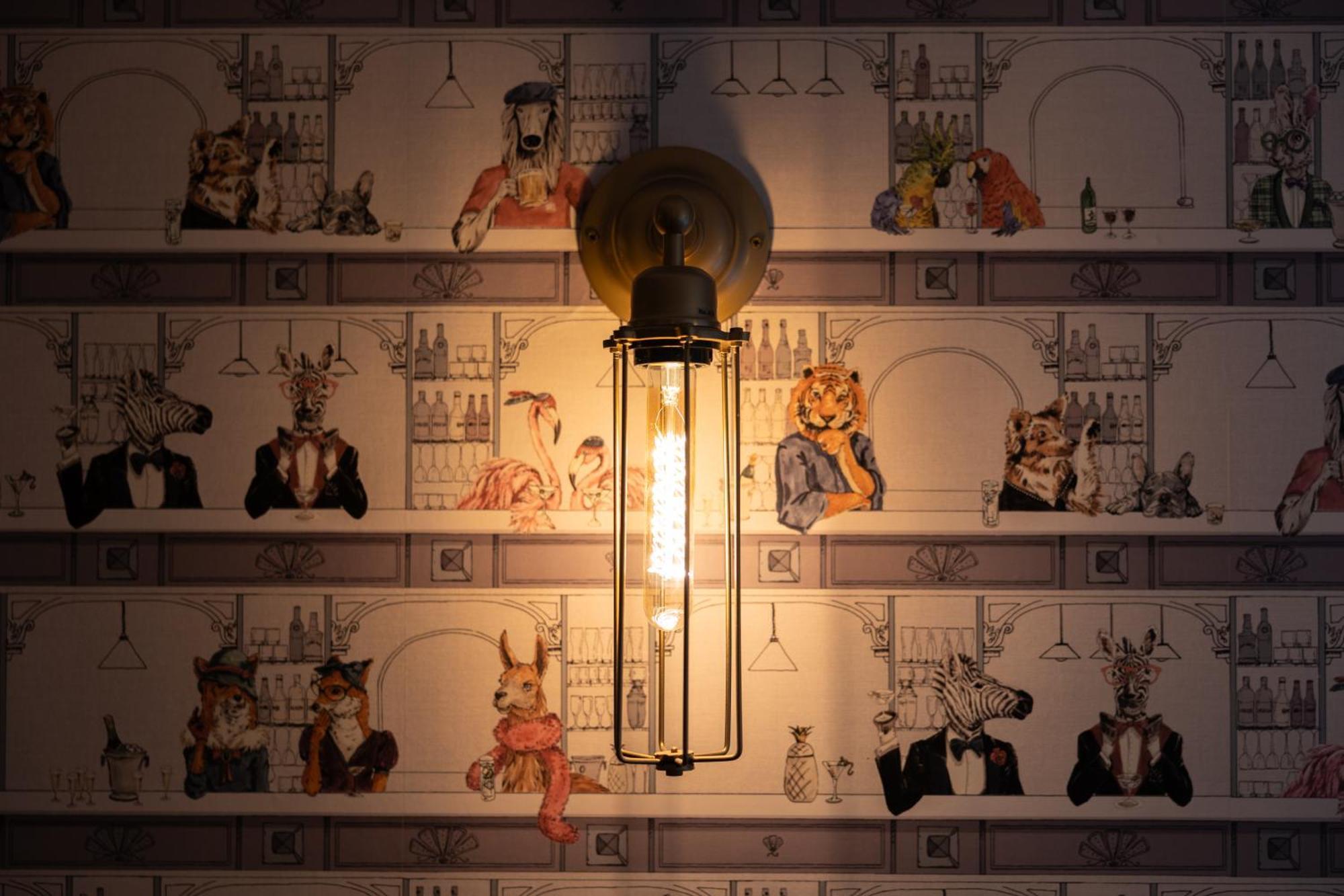 The Resolution Hotel Уитби Экстерьер фото